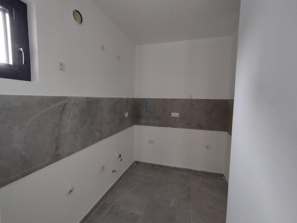 Slika 8 - Troiposoban stan na prodaju, 75m2, 262.500€