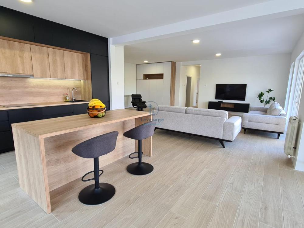 Slika 1 - Četvorosoban stan na prodaju, 145m2, 750.000€