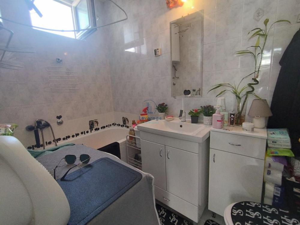 Slika 4 - Predraga Vasića, Jednoiposoban stan na prodaju, 50m2, 122.000€