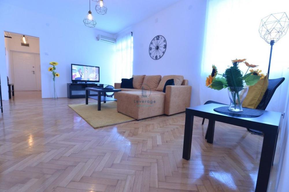 Slika 1 - Kneza od Semberije, Dvosoban stan na prodaju, 48m2, 179.000€