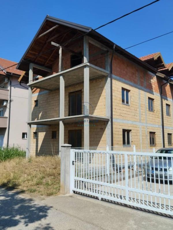 Slika 2 -  Kuća na prodaju, 517m2, 300.000€