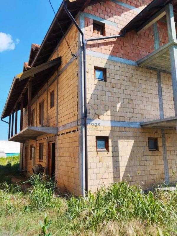 Slika 1 -  Kuća na prodaju, 517m2, 300.000€