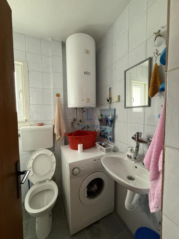 Slika 11 - Dvosoban stan na prodaju, 100m2, 130.000€