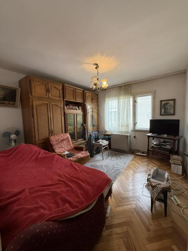 Slika 1 - Dvosoban stan na prodaju, 100m2, 130.000€