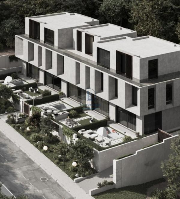 Glavna slika - Kuća na prodaju, 256m2, 1.150.000€
