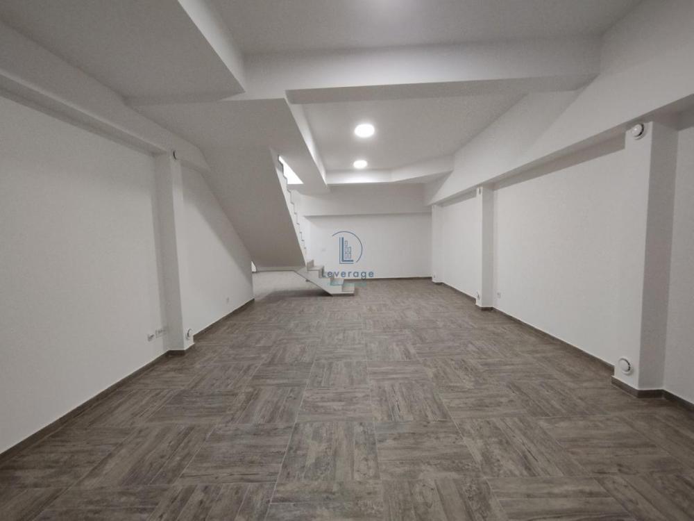 Glavna slika - Lokal na prodaju, 212m2, 350.000€