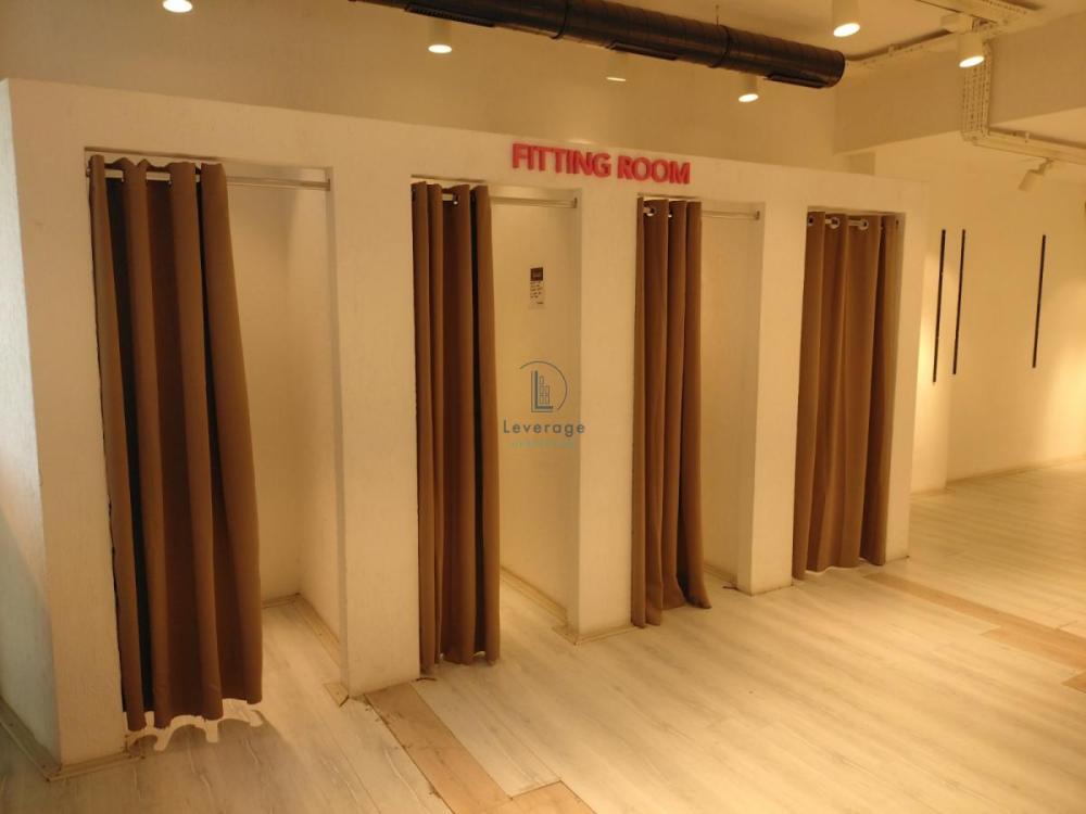 Slika 3 -  Lokal za izdavanje, 210m2, 10.000€