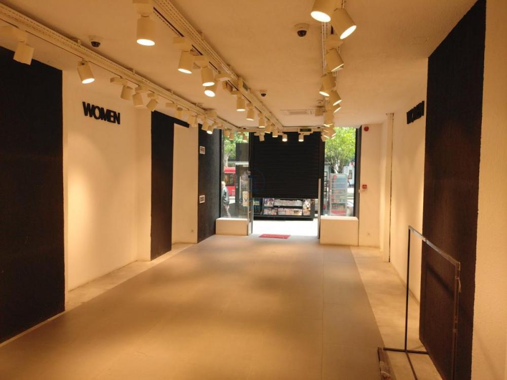 Slika 4 -  Lokal za izdavanje, 210m2, 10.000€