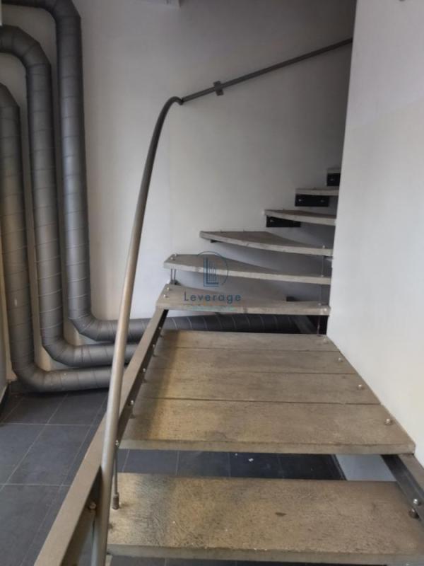 Slika 1 -  Lokal za izdavanje, 215m2, 3.300€