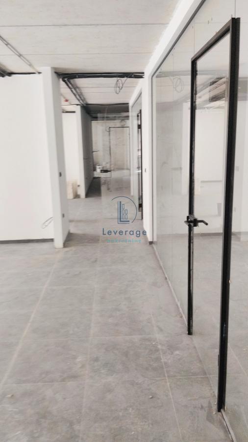 Slika 9 - Bulevar heroja sa Košara,  Lokal za izdavanje, 237m2, 4.000€