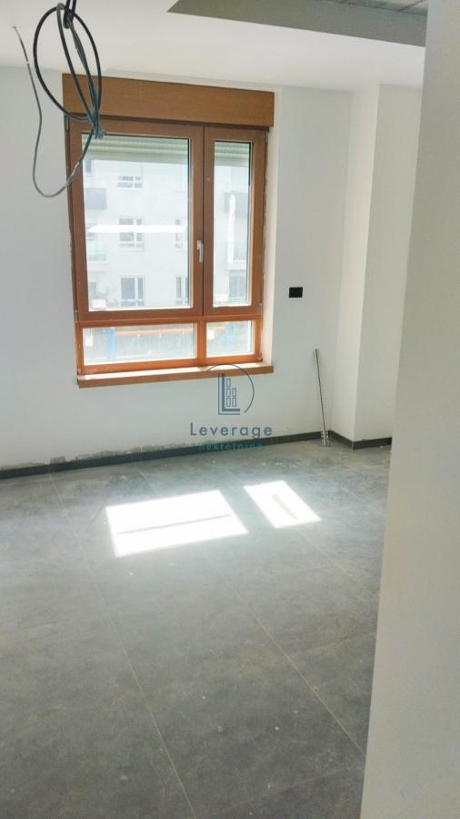 Slika 5 - Bulevar heroja sa Košara,  Lokal za izdavanje, 237m2, 4.000€