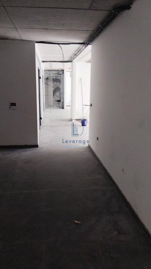 Slika 11 - Bulevar heroja sa Košara,  Lokal za izdavanje, 237m2, 4.000€