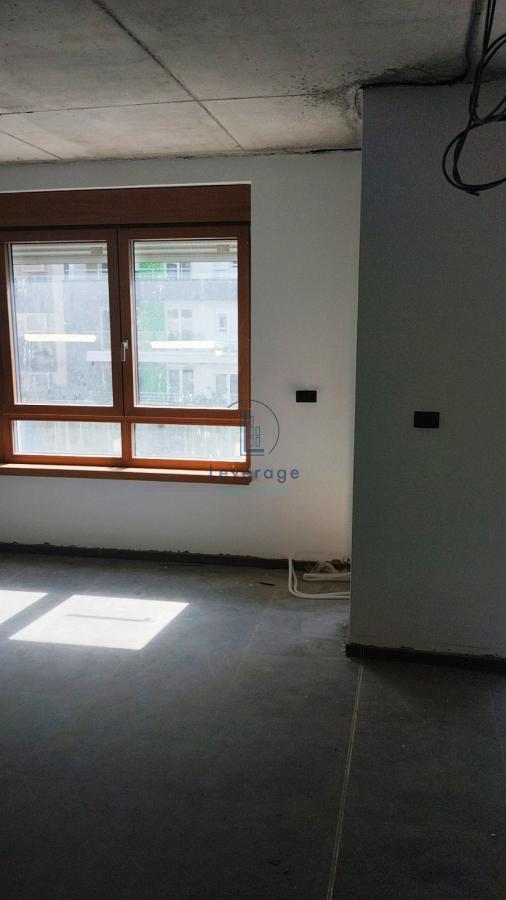 Slika 7 - Bulevar heroja sa Košara,  Lokal za izdavanje, 237m2, 4.000€