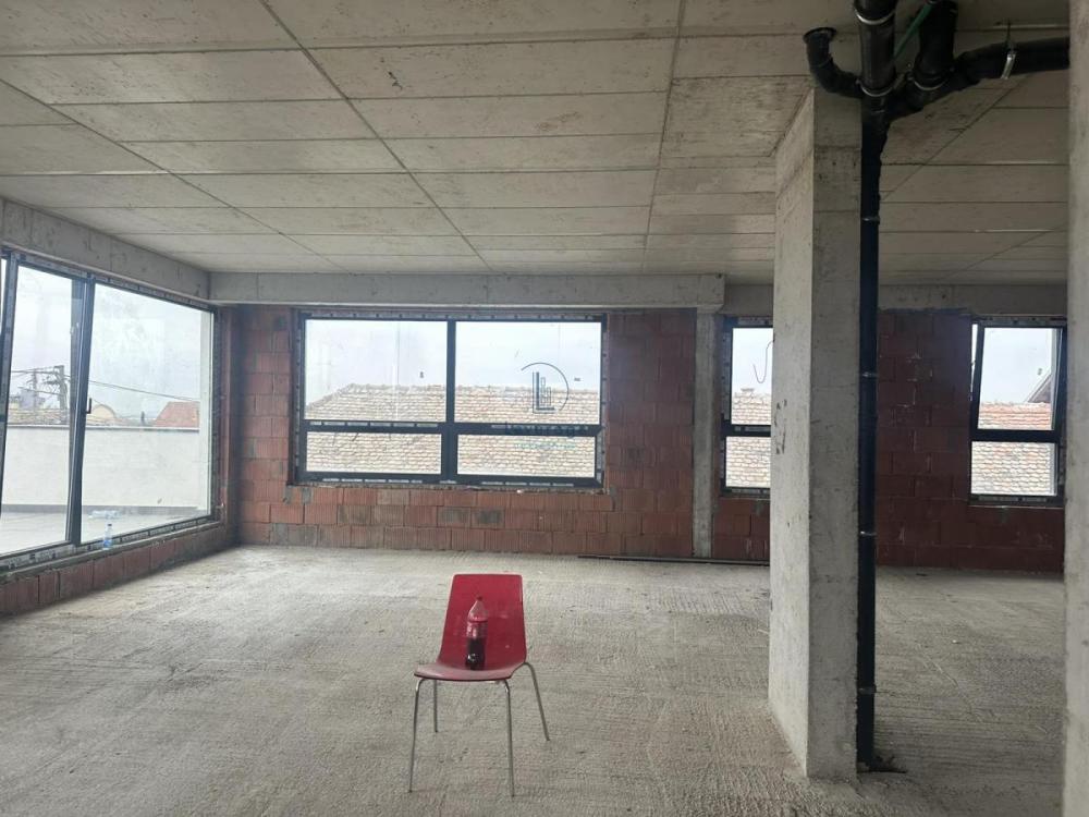 Slika 3 -  Lokal za izdavanje, 258m2, 3.870€