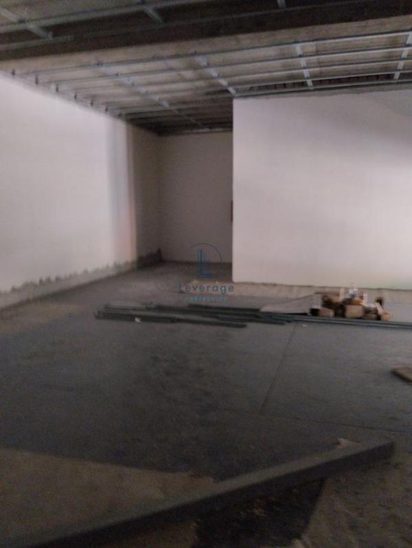 Slika 5 - Vojislava Ilića,  Lokal za izdavanje, 297m2, 3.000€