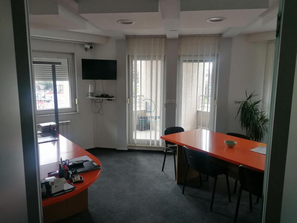 Glavna slika -Bokeljska,  Lokal za izdavanje, 171m2, 1.900€