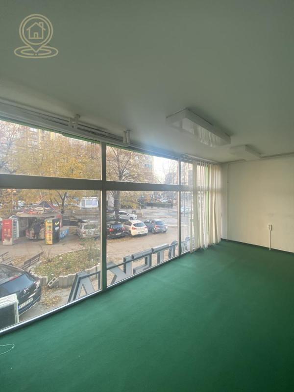 Slika 4 -  Lokal za izdavanje, 240m2, 1.500€