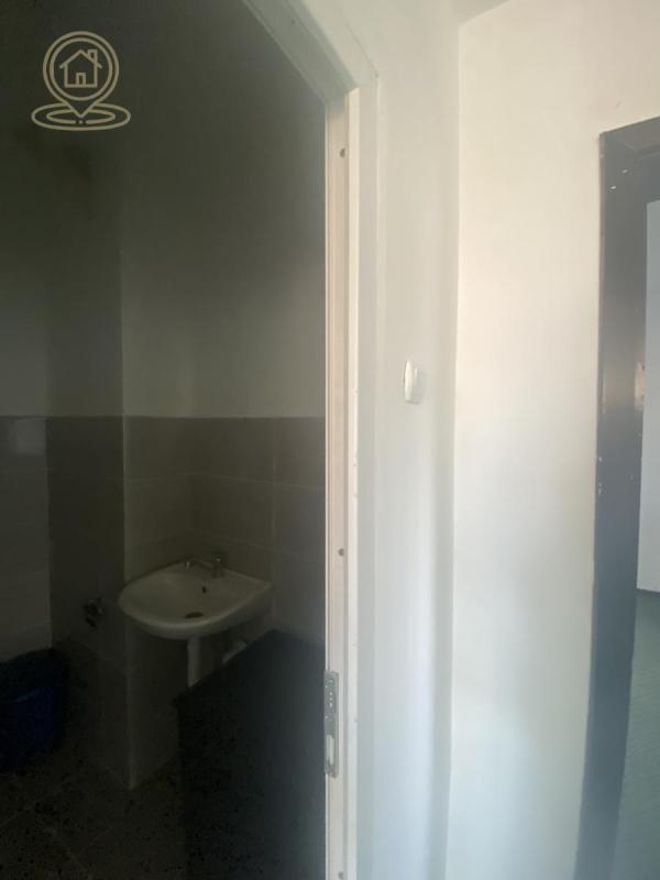 Slika 8 -  Lokal za izdavanje, 240m2, 1.500€