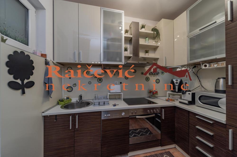 Slika 7 - Vojvode Supljikca, Trosoban stan na prodaju, 80m2, 350.000€