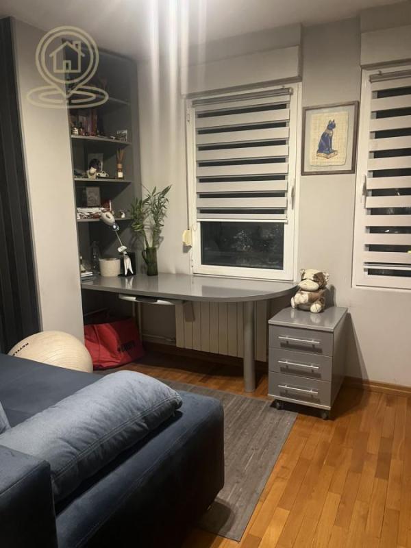 Slika 1 - Četvorosoban stan za izdavanje, 100m2, 1.200€