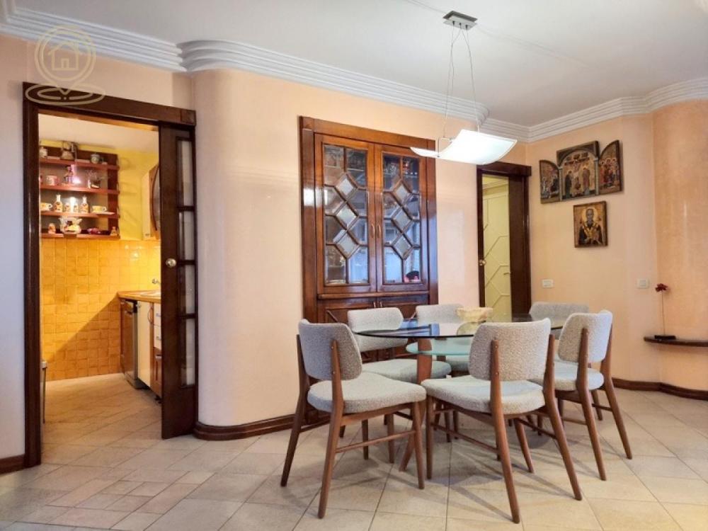 Slika 3 - Četvorosoban stan za izdavanje, 100m2, 1.200€