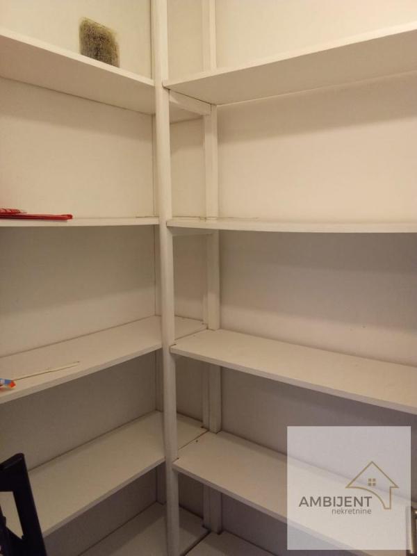 Slika 10 - Četvorosoban stan na prodaju, 110m2, 259.000€