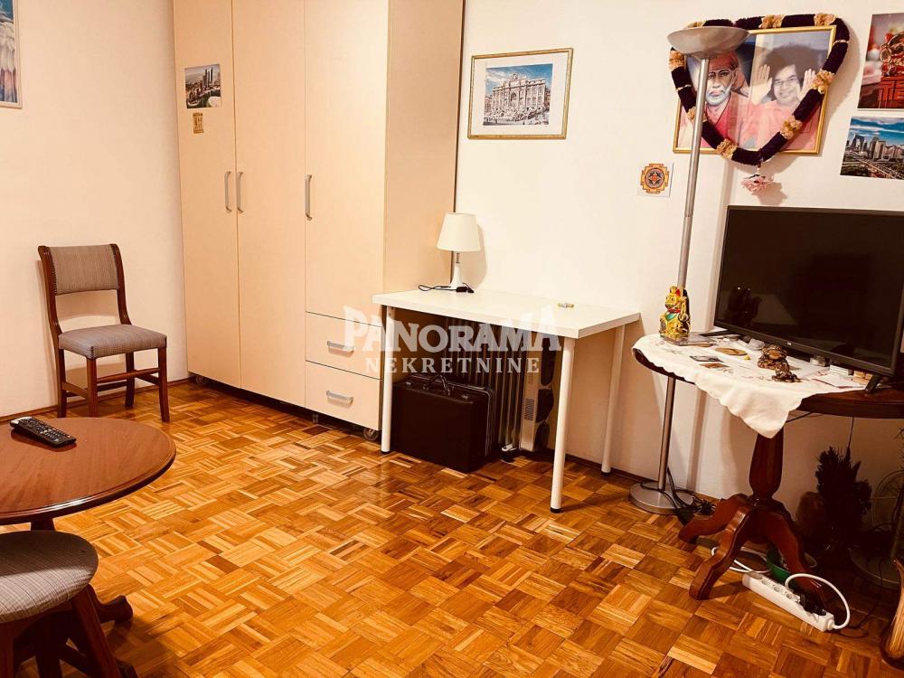 Slika 11 - Trgovačka, Troiposoban stan na prodaju, 103m2, 270.000€