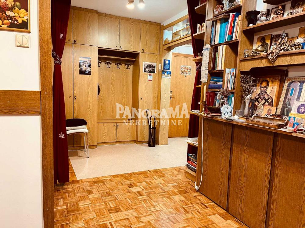 Slika 4 - Trgovačka, Troiposoban stan na prodaju, 103m2, 270.000€