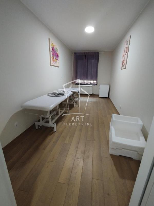 Slika 1 - Đevđelijska,  Lokal za izdavanje, 52m2, 700€