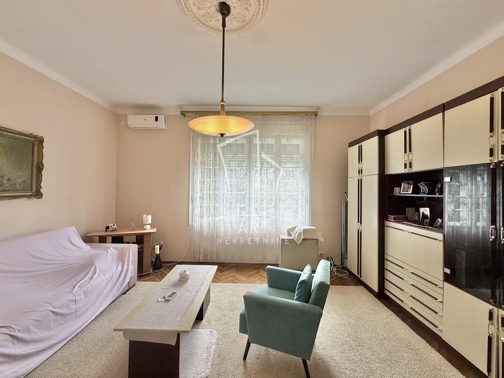 Slika 1 - Albanske spomenice,  Kuća na prodaju, 58m2, 235.000€