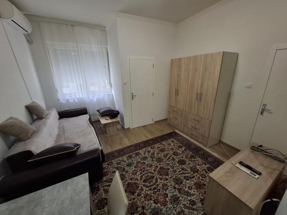 Slika 3 - Jednosoban stan za izdavanje, 22m2, 350€