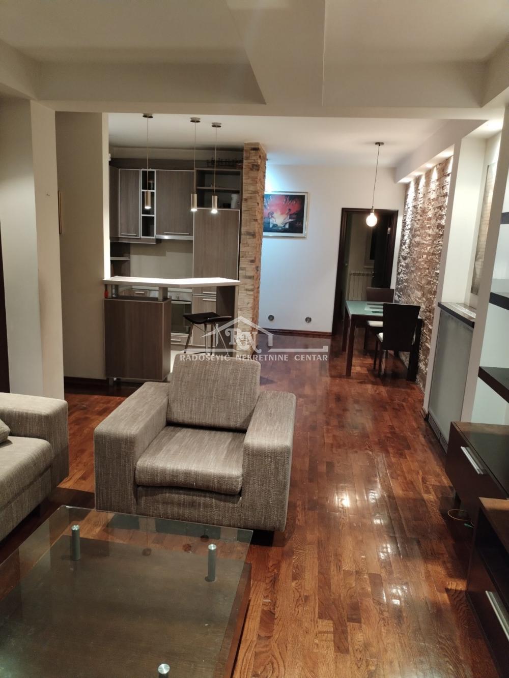 Slika 1 - Starca Vujadina, Trosoban stan na prodaju, 79m2, 235.000€