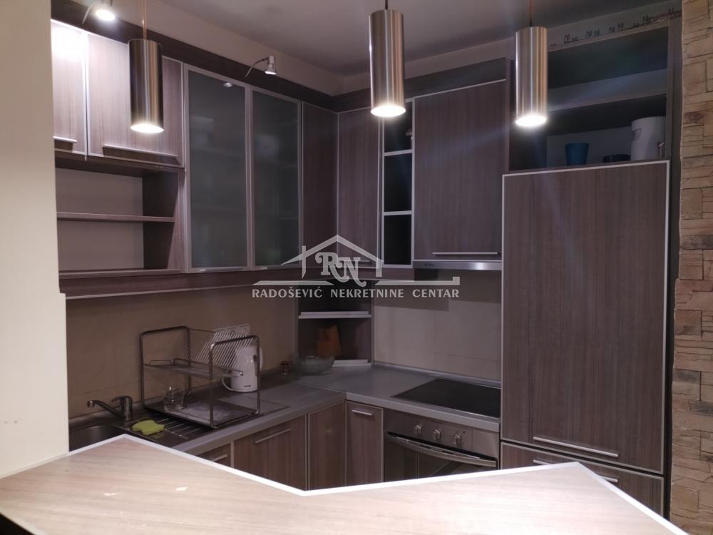 Slika 5 - Starca Vujadina, Trosoban stan na prodaju, 79m2, 235.000€