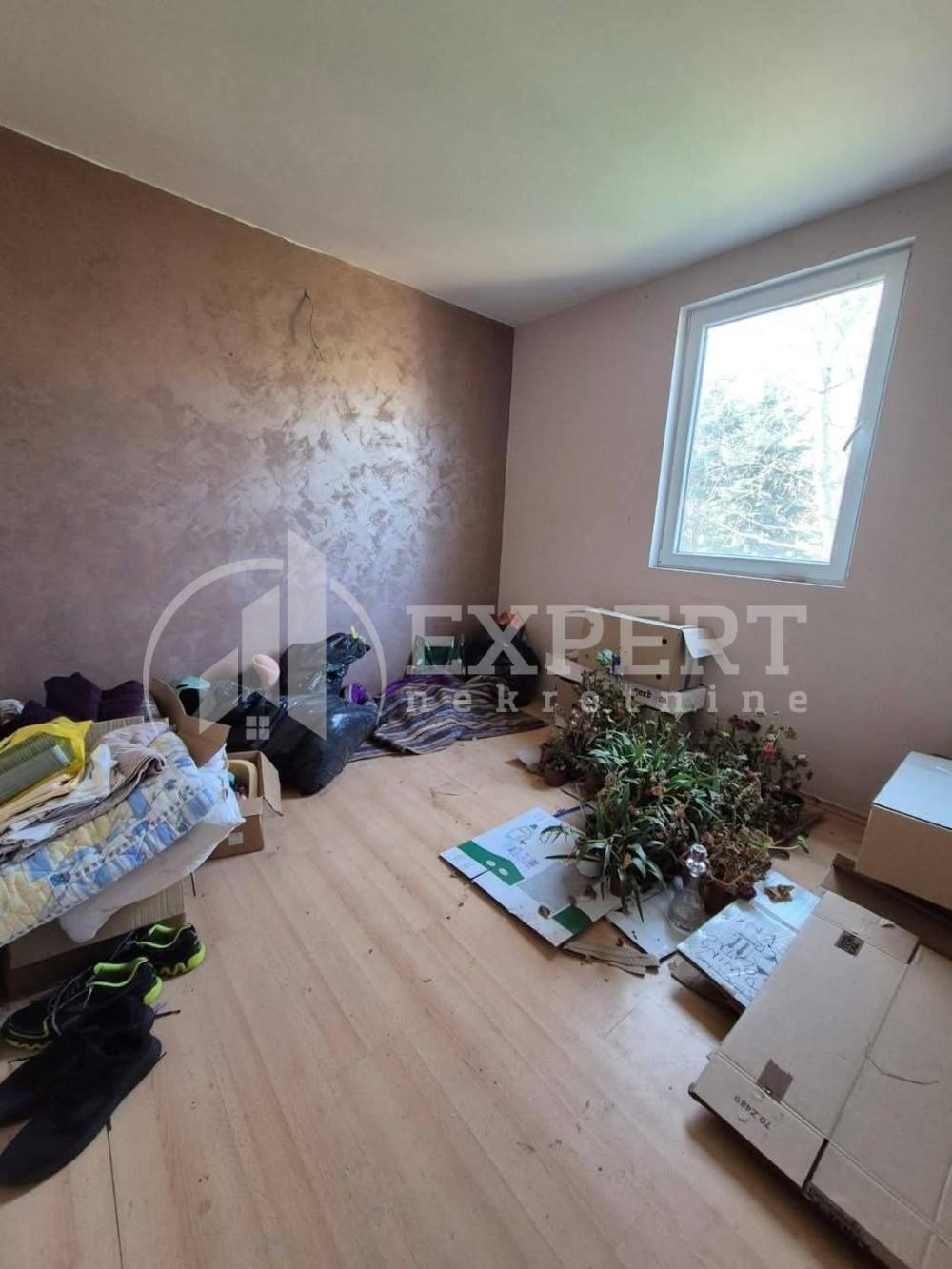 Slika 5 - Ratka Pavlovića,  Kuća na prodaju, 260m2, 165.000€