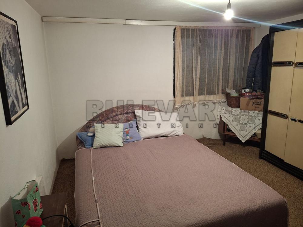 Slika 3 - Radikinski put,  Kuća na prodaju, 261m2, 89.000€