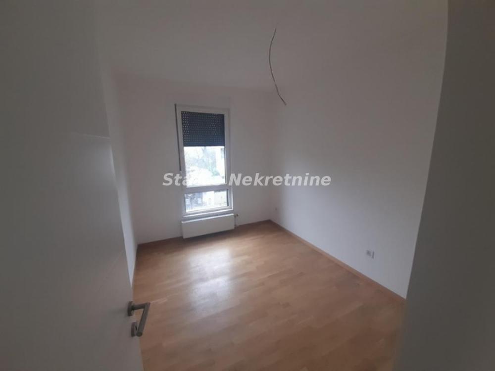 Slika 6 - Četvorosoban stan na prodaju, 77m2, 198.300€
