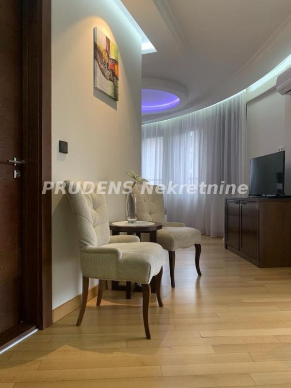 Slika 1 - Vojislava Ilića, Dvosoban stan na prodaju, 67m2, 281.400€