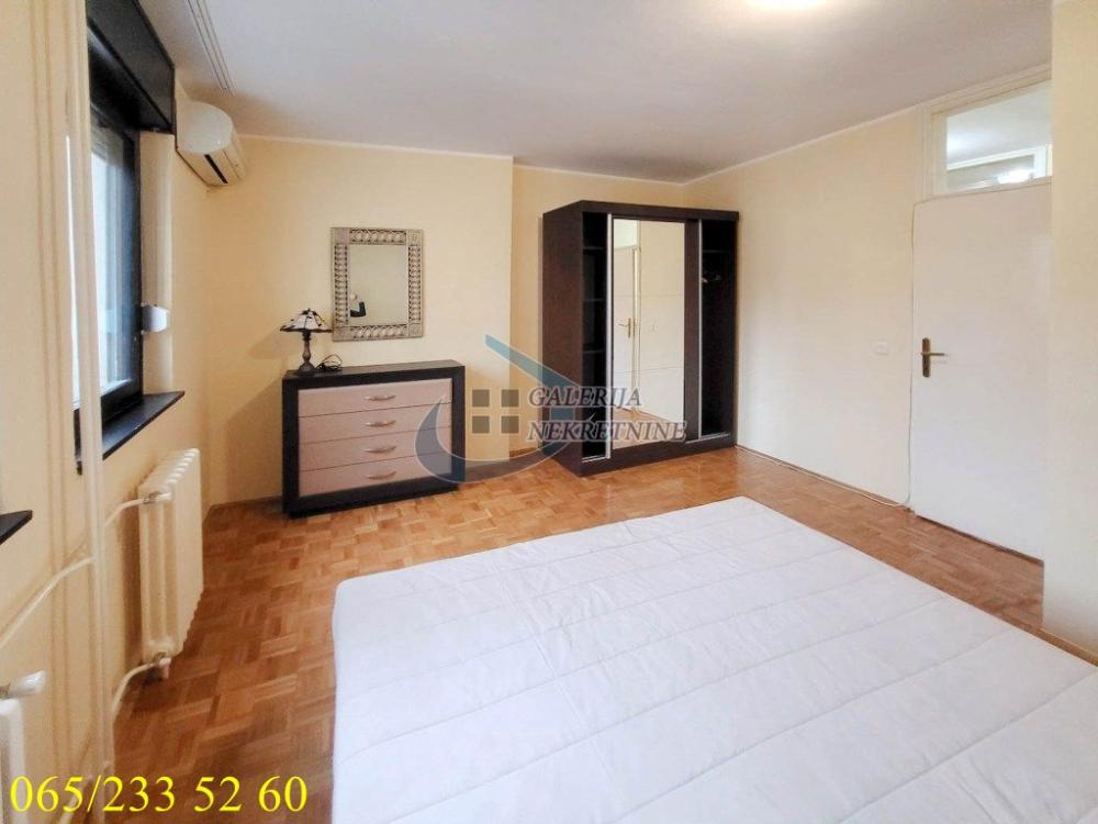 Slika 11 - Kičevska, Četvorosoban stan za izdavanje, 117m2, 1.450€