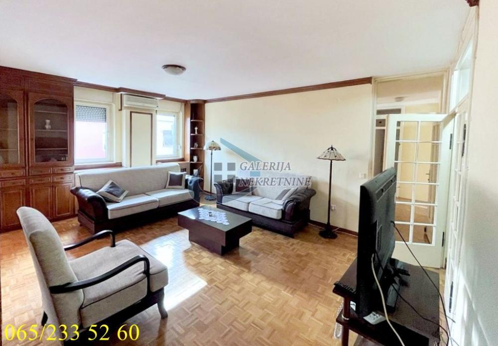 Glavna slika -Kičevska, Četvorosoban stan za izdavanje, 117m2, 1.450€