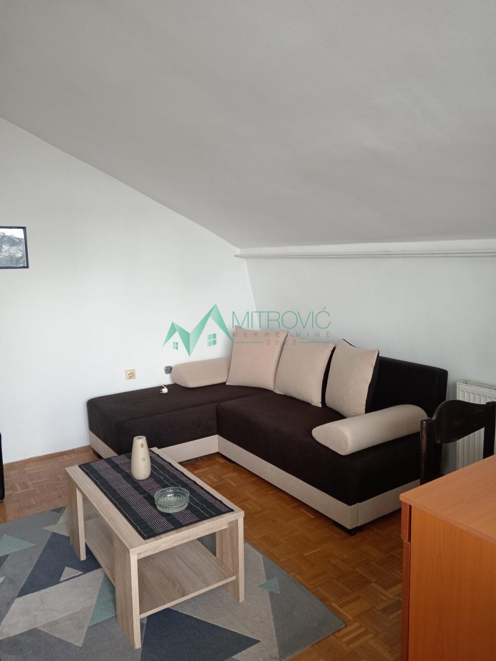 Glavna slika -Jednosoban stan za izdavanje, 38m2, 280€