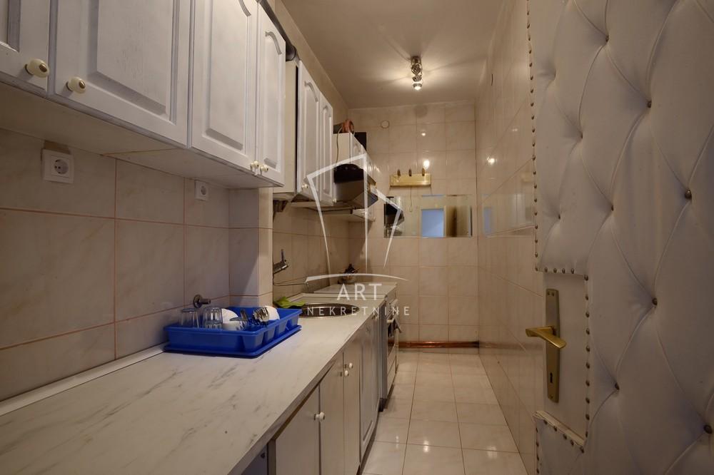 Slika 2 - Vlajkovićeva, Trosoban stan za izdavanje, 56m2, 850€