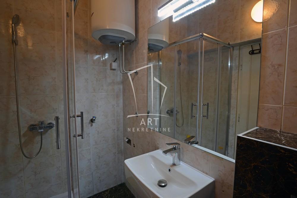 Slika 5 - Vlajkovićeva, Trosoban stan za izdavanje, 56m2, 850€