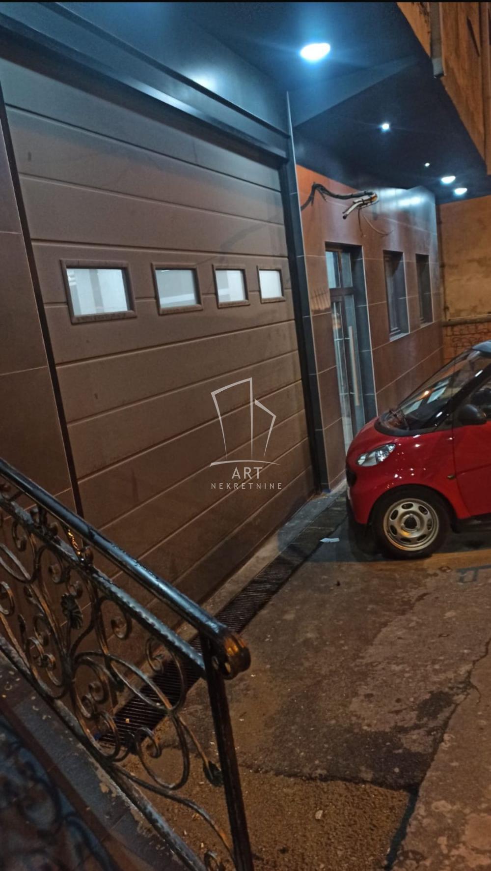 Slika 3 - Dimitrija Tucovića,  Lokal za izdavanje, 192m2, 3.000€