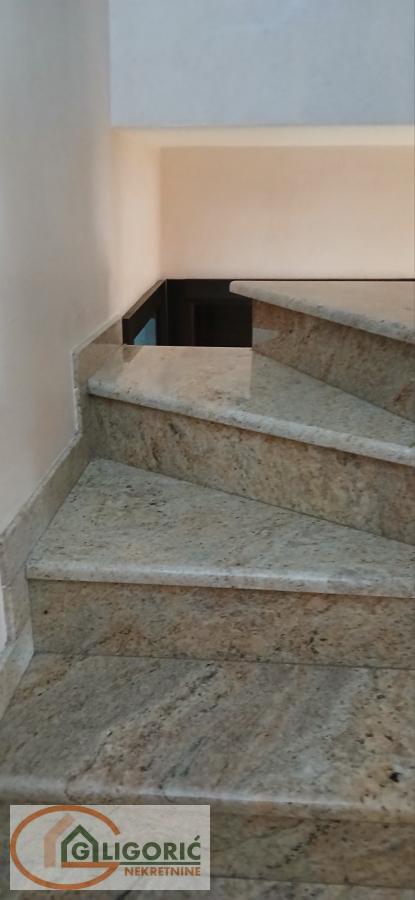 Slika 10 - Trosoban stan na prodaju, 100m2, 230.000€