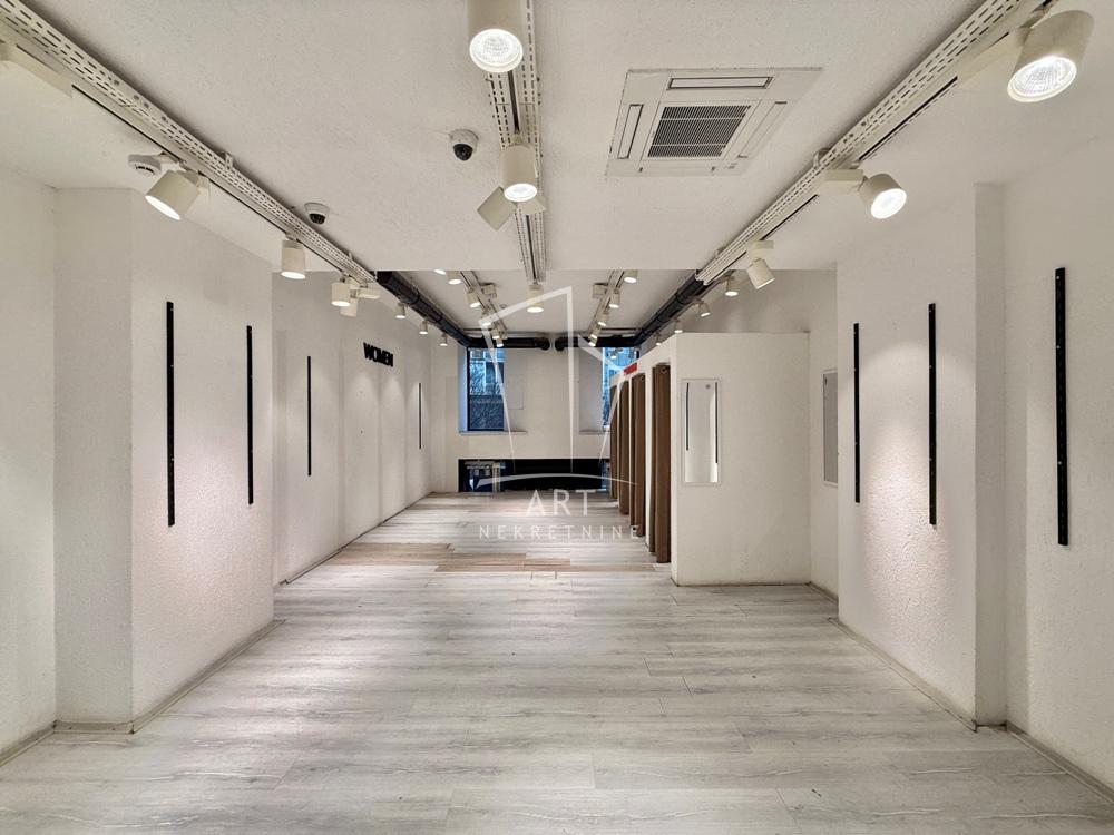 Slika 5 - Terazije,  Lokal za izdavanje, 210m2, 10.000€