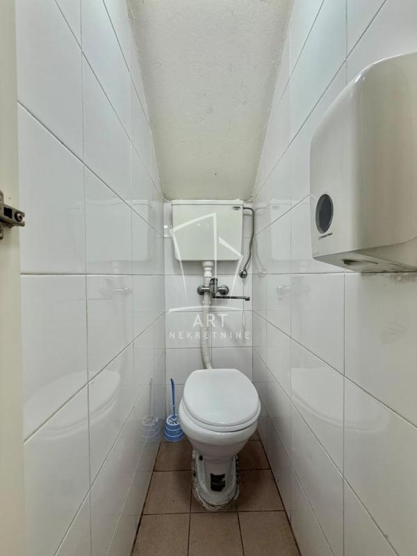 Slika 6 - Terazije,  Lokal za izdavanje, 210m2, 10.000€