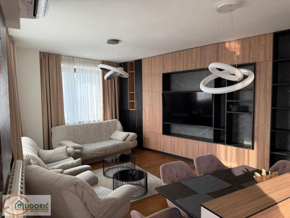 Slika 1 - Trosoban stan na prodaju, 92m2, 389.000€