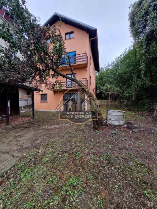 Slika 6 - Lole Ribara,  Kuća na prodaju, 430m2, 420.000€