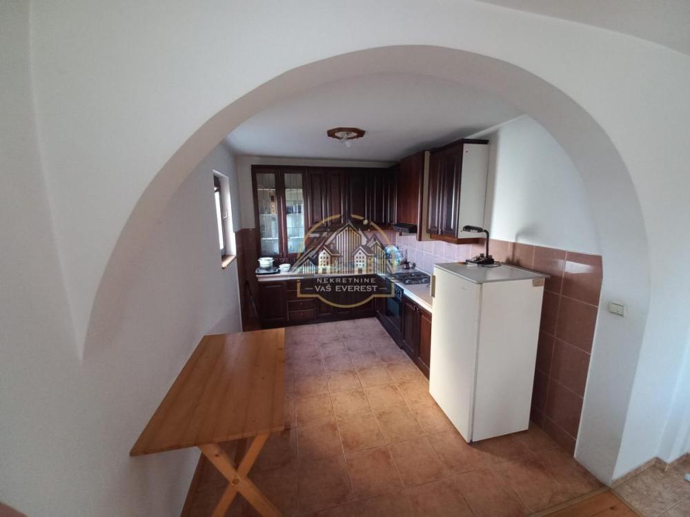 Slika 8 - Lole Ribara,  Kuća na prodaju, 430m2, 420.000€