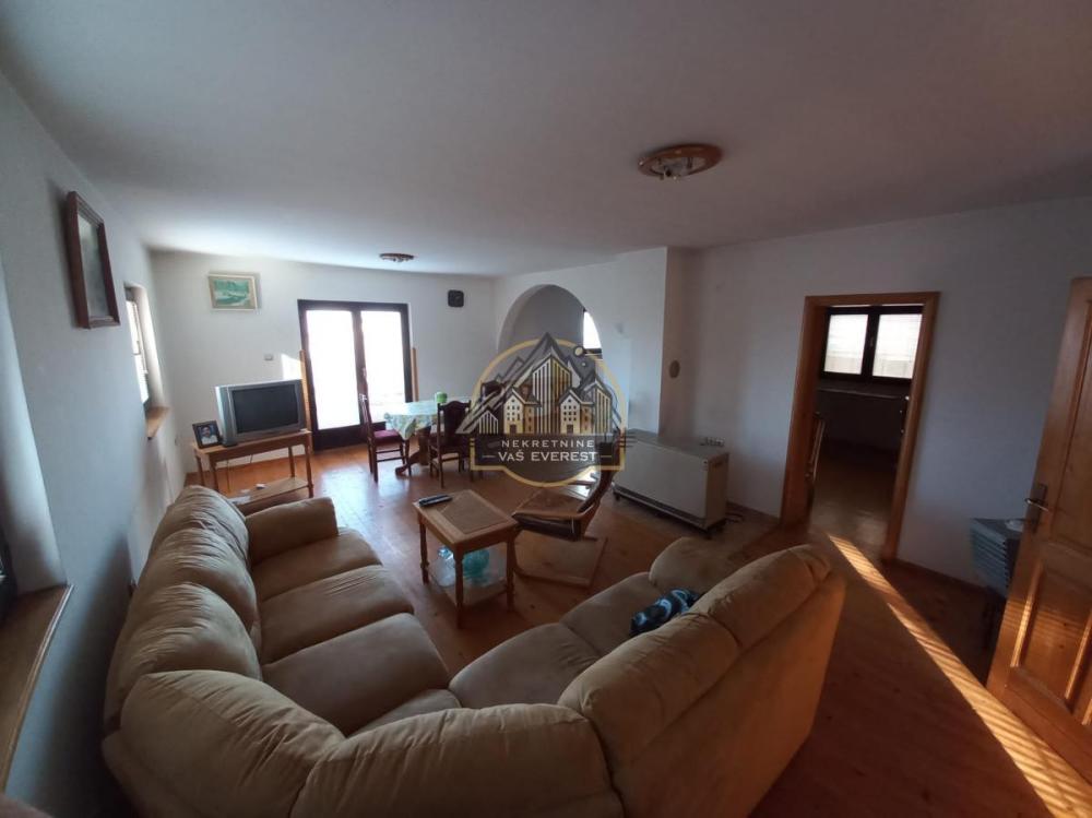 Slika 7 - Lole Ribara,  Kuća na prodaju, 430m2, 420.000€